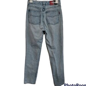 Z. Cavaricci Vintage Y2K super high waisted jeans - size 6 (28) light wash